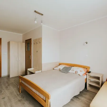 Dom Wczasowy Oskar Karwia Zewnętrze zdjęcie