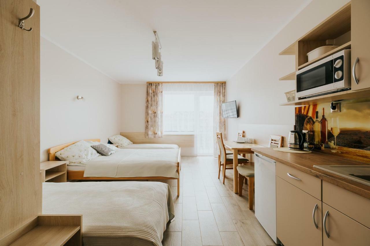 Oskar Homestay Karwia